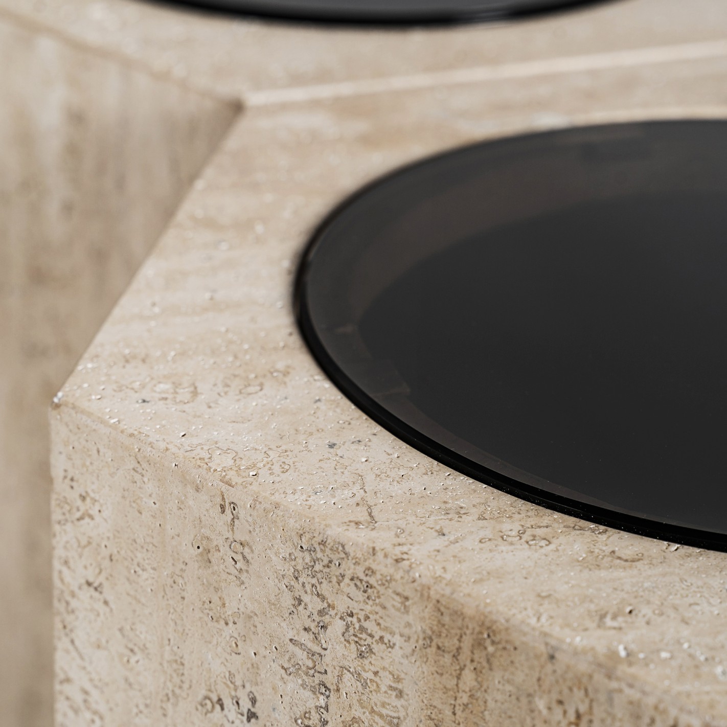 MESA DE CENTRO THIENNES