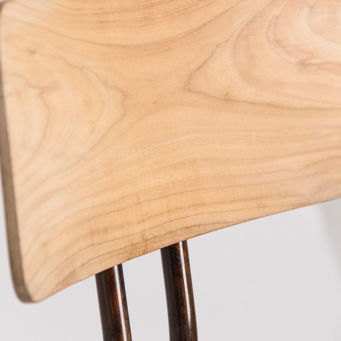 SILLÓN GIRATORIO STRYI