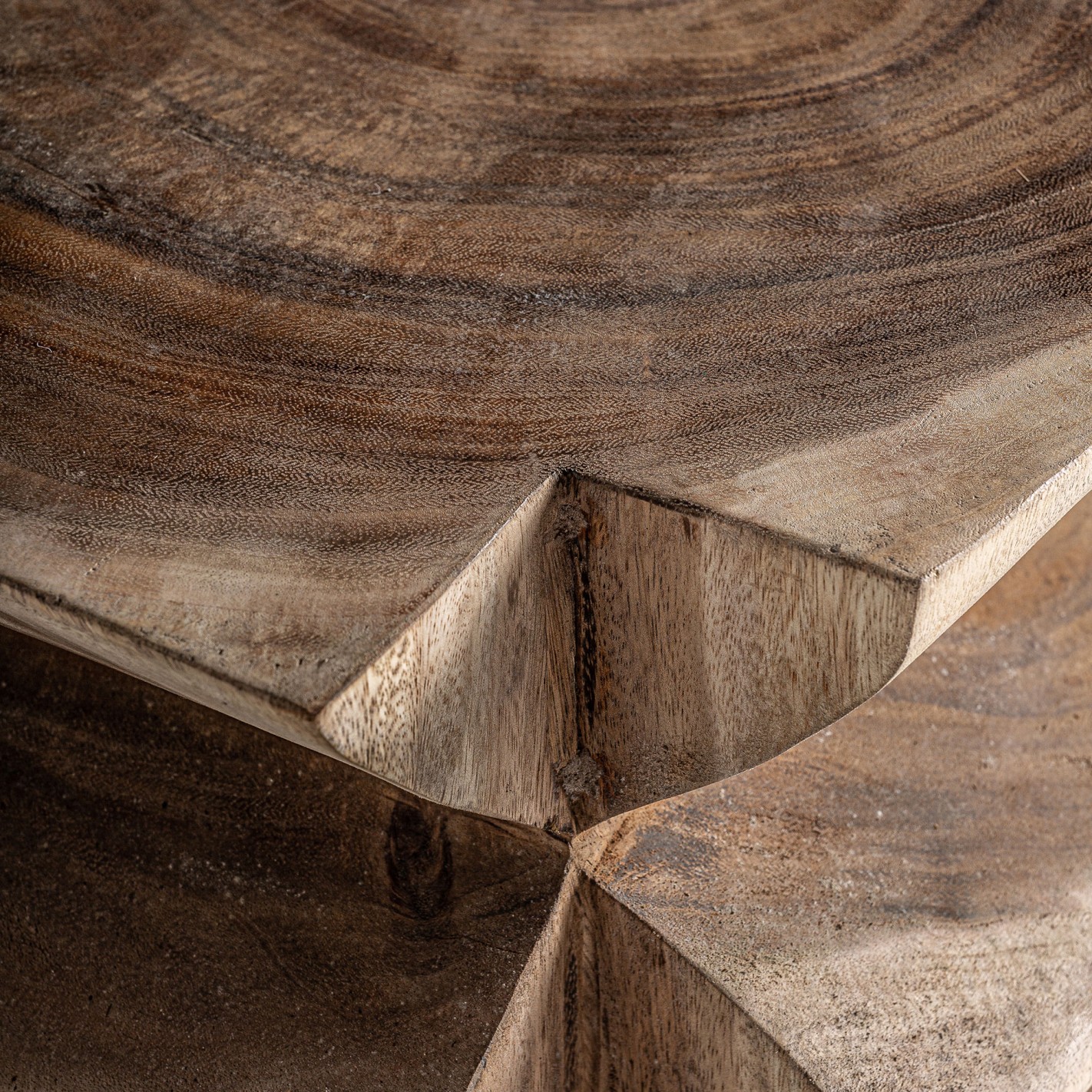 MESA AUXILIAR SAKALLI