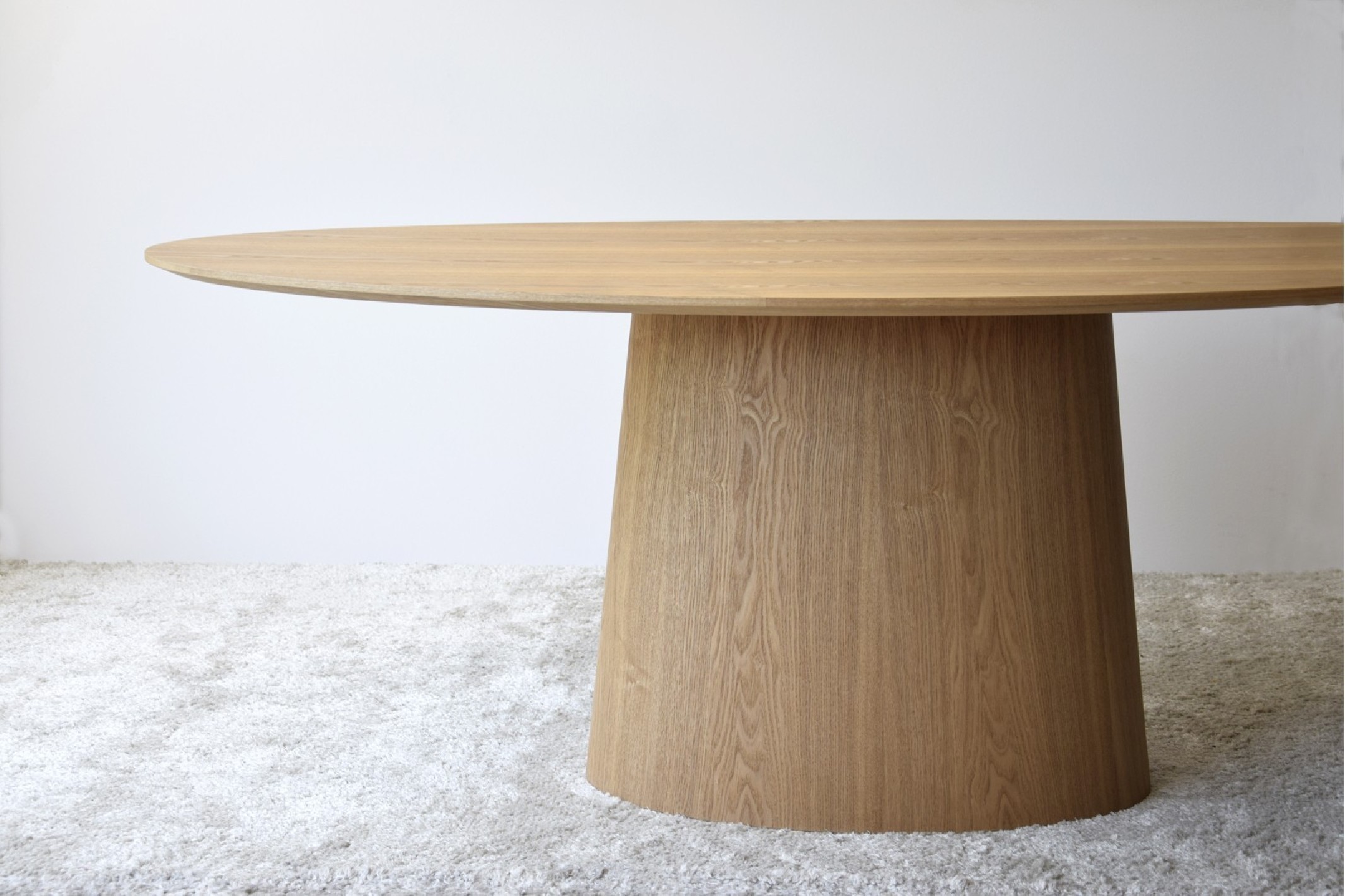 Mesa de comedor ovalada madera fresno GÉNEVA