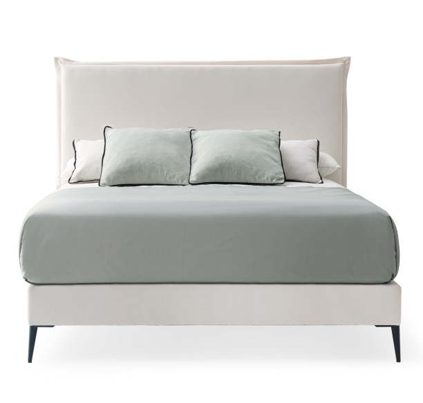 Cama Palermo con base tapizada a medida