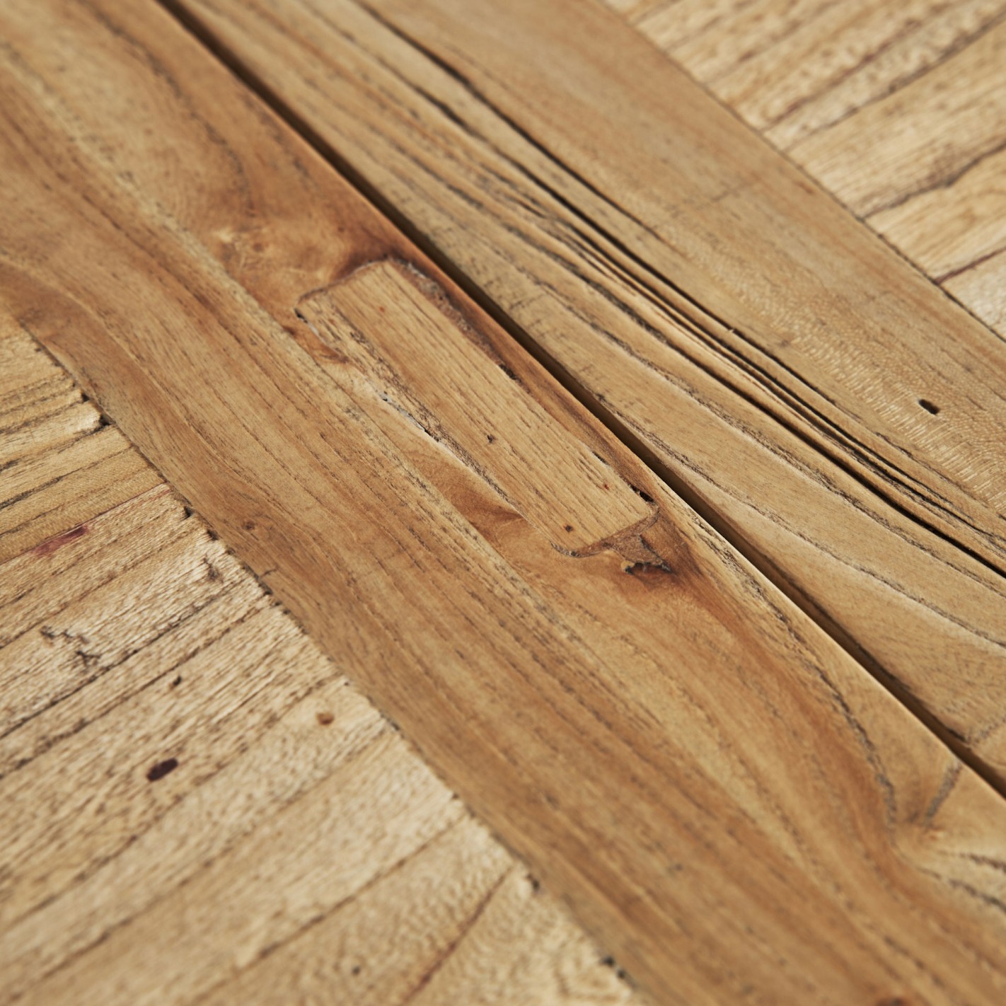 MESA EXTENSIBLE BERCA