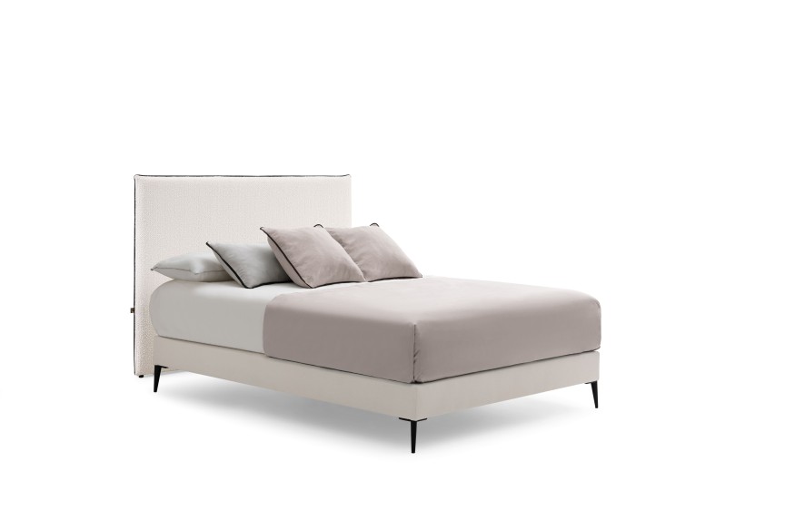 Cama Siena con base tapizada a medida