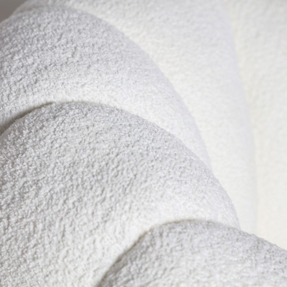 SILLÓN GIRATORIO BOUCLÉ CREST