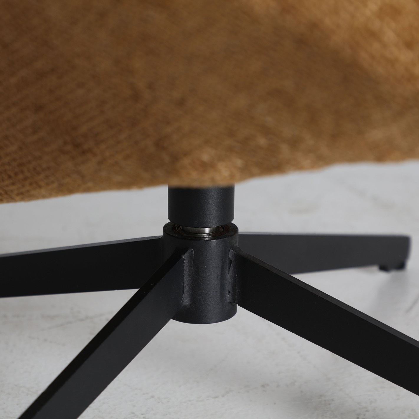 SILLÓN GIRATORIO PRIVAS