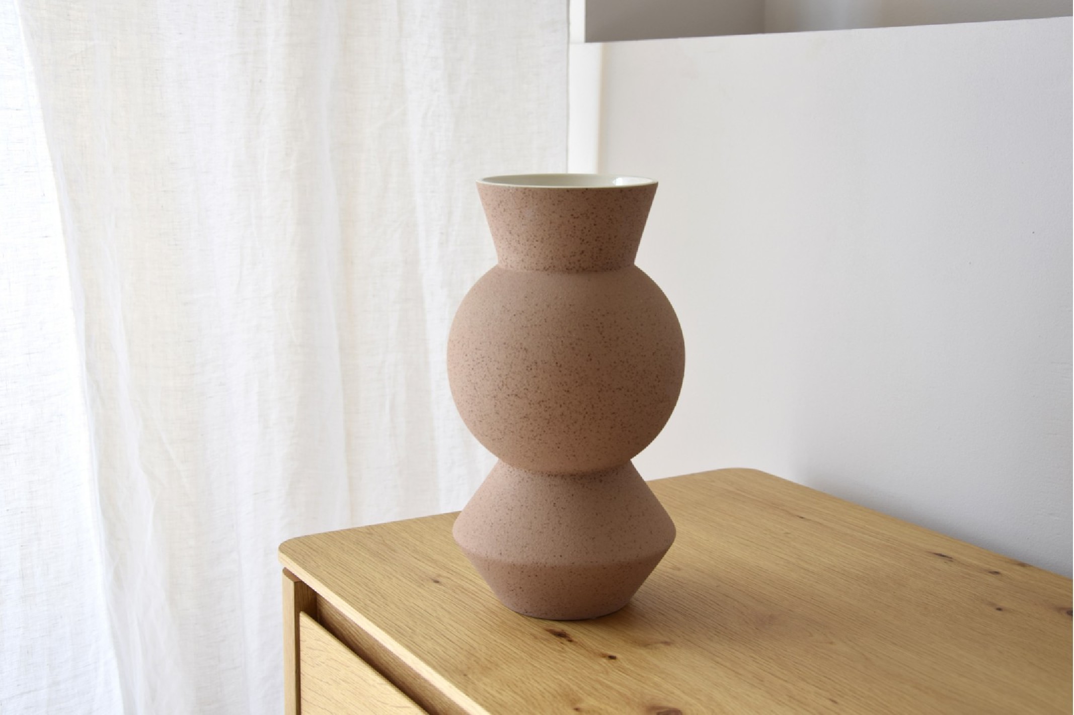 Jarrón cerámica topo mate