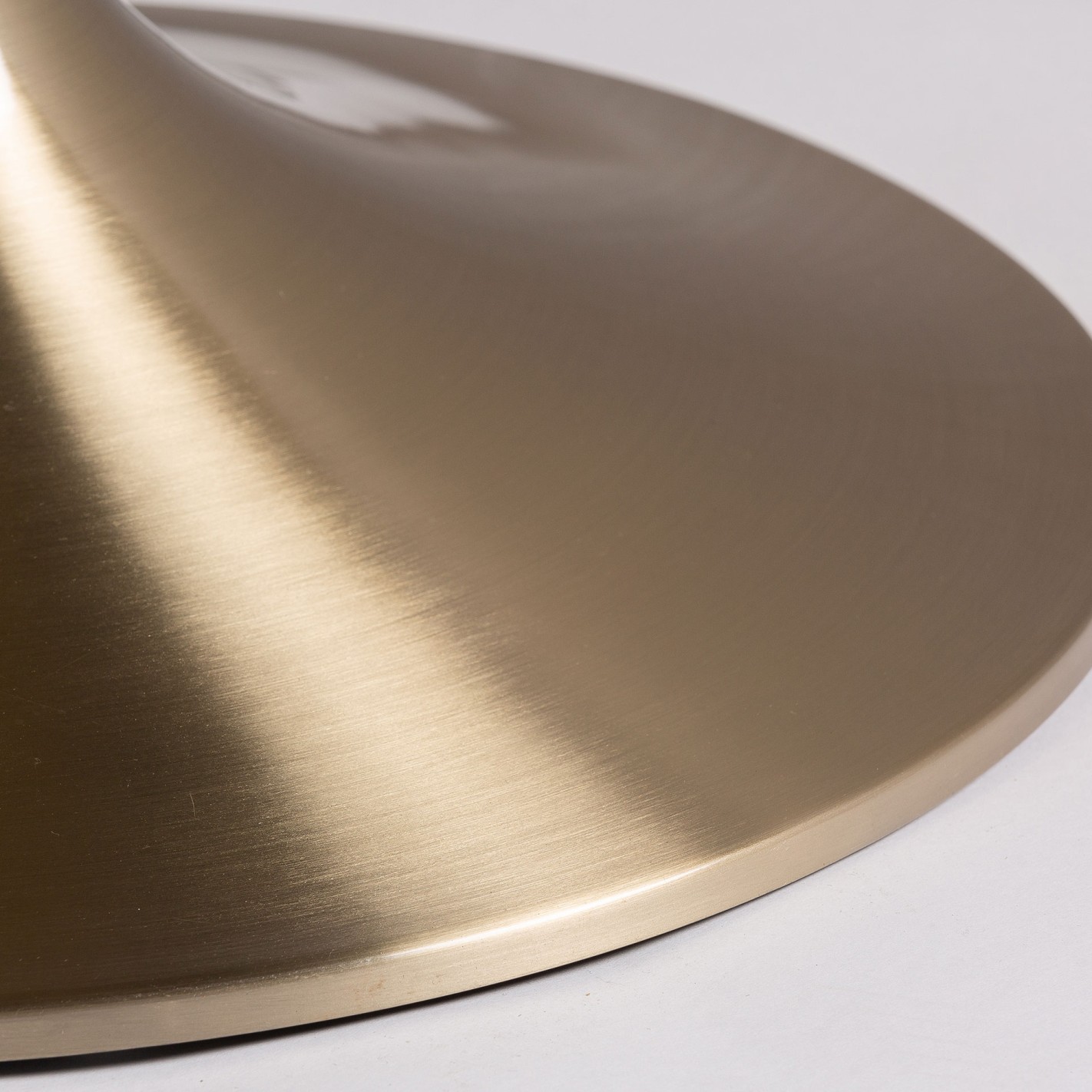 MESA COMEDOR KELHEIM