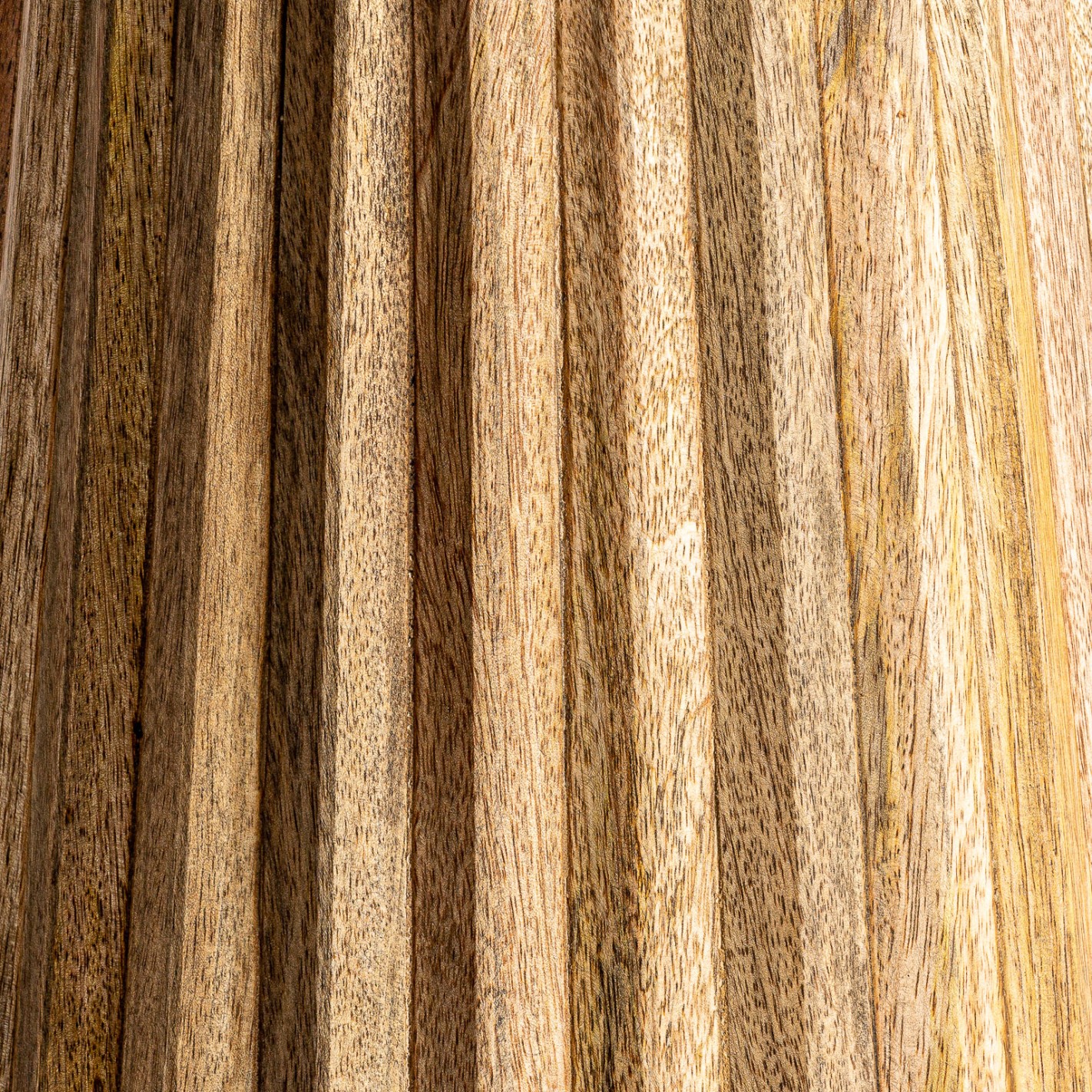 MESA AUXILIAR PLISSÉ WOOD