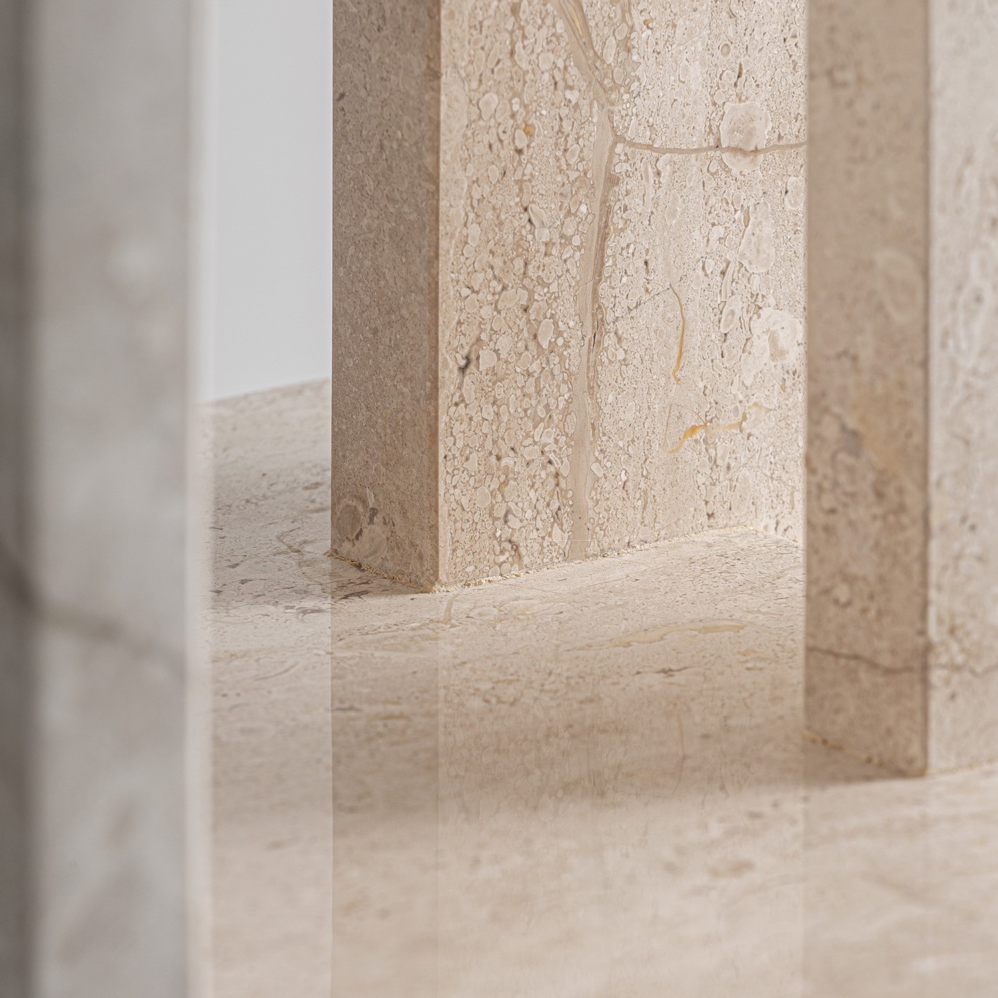 MESITA DE NOCHE KORBA