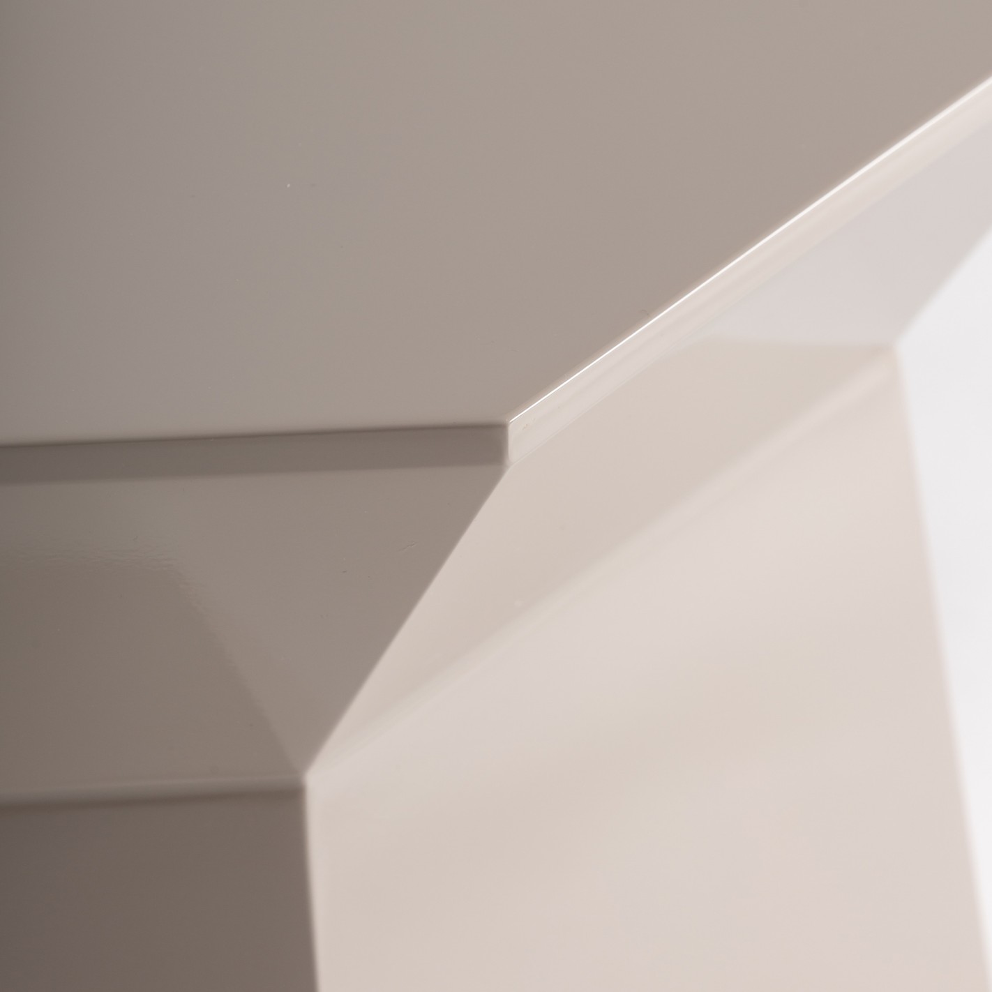 MESA AUXILIAR LAIVES