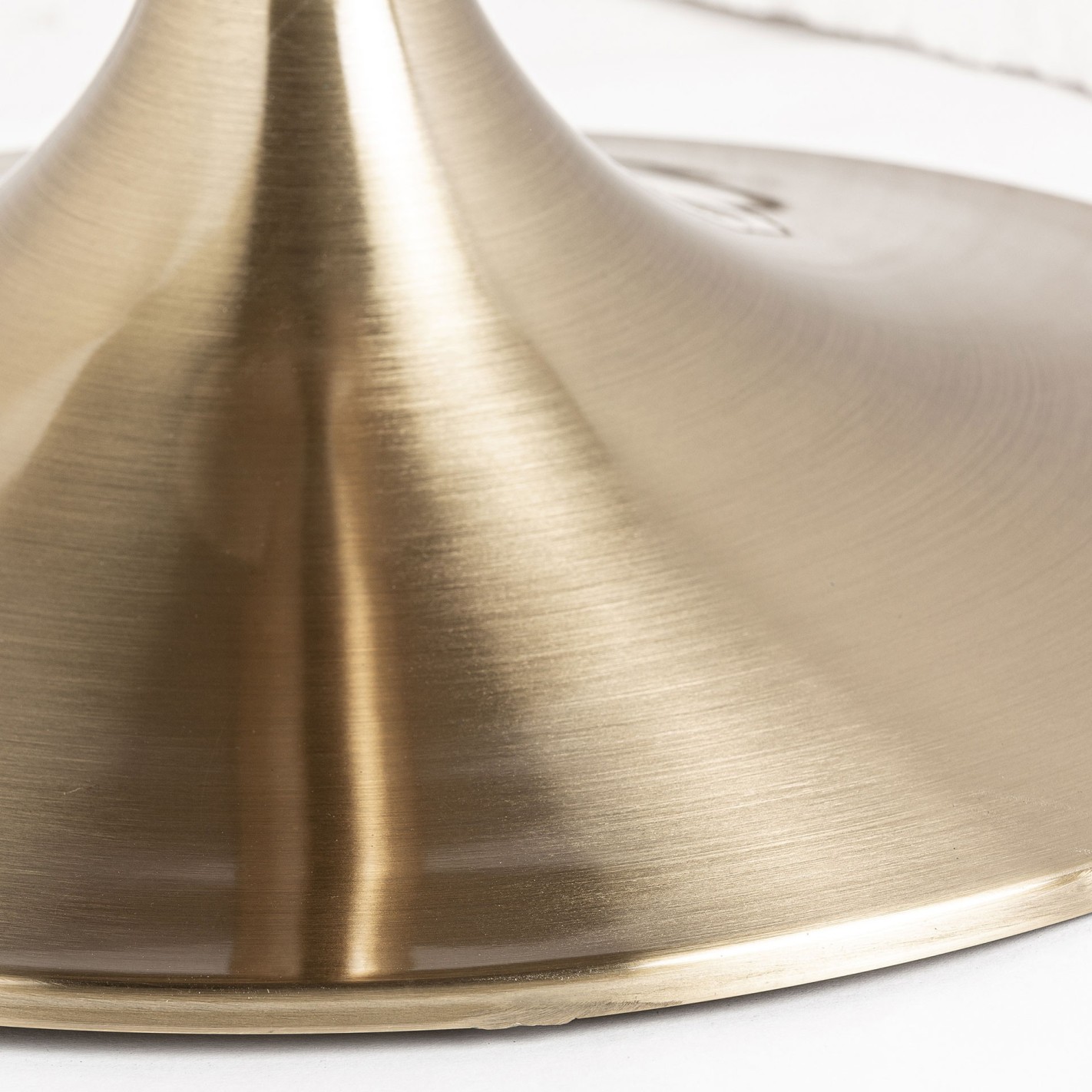 MESA COMEDOR KELHEIM