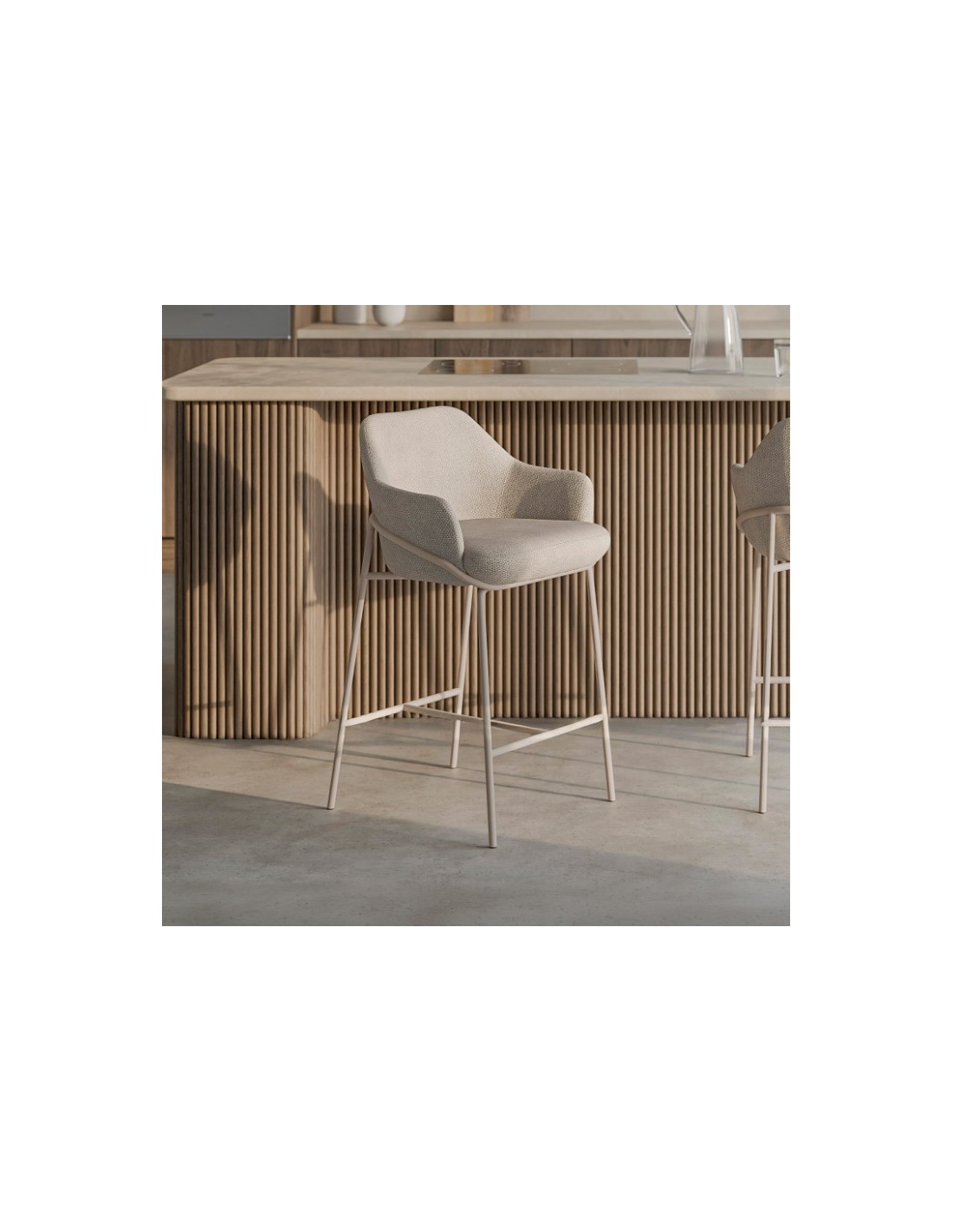 Taburete bajo THOMAS beige (pata beige)
