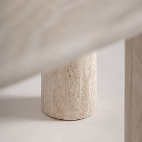 MESA COMEDOR THIENNES