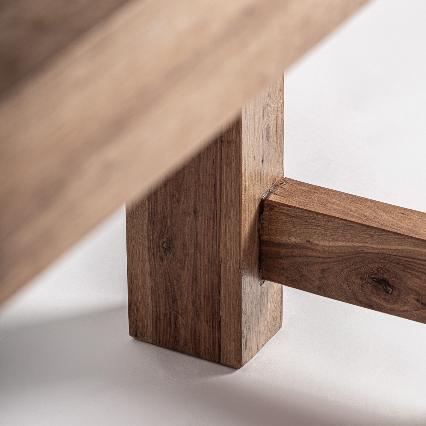 MESA COMEDOR RIOM