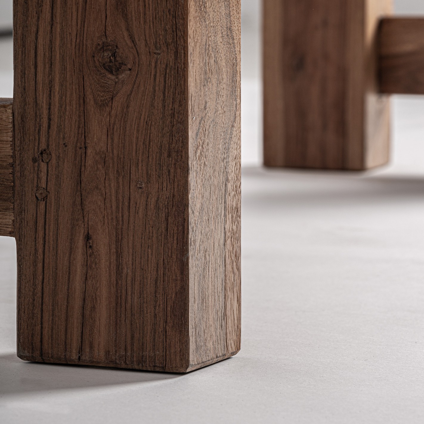 MESA COMEDOR RIOM