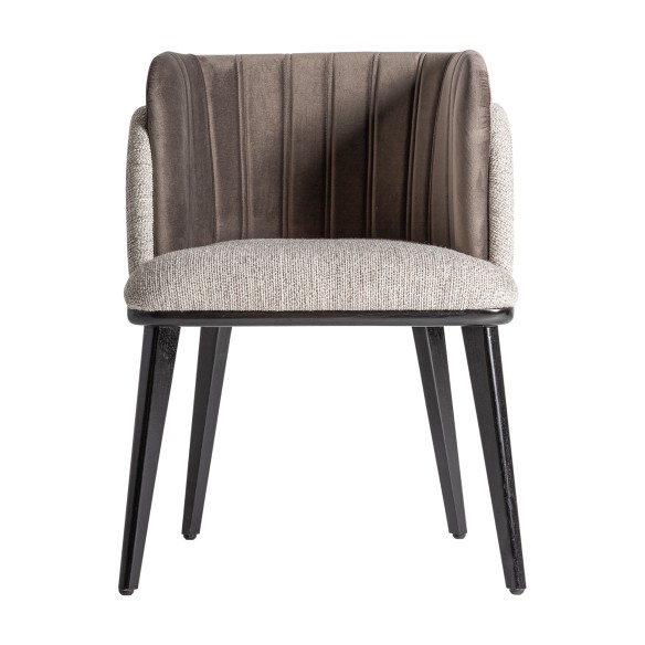 CHAISE LABEGE