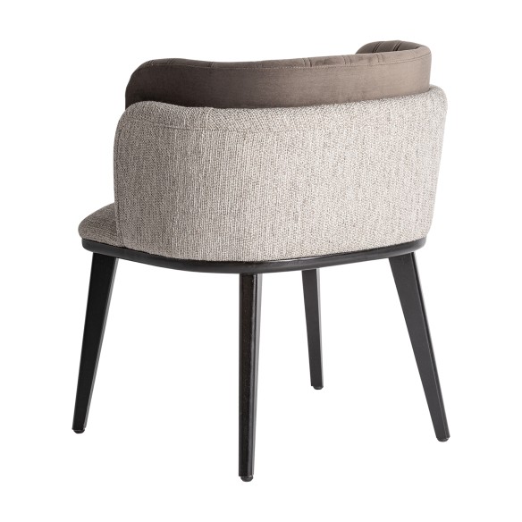 CHAISE LABEGE