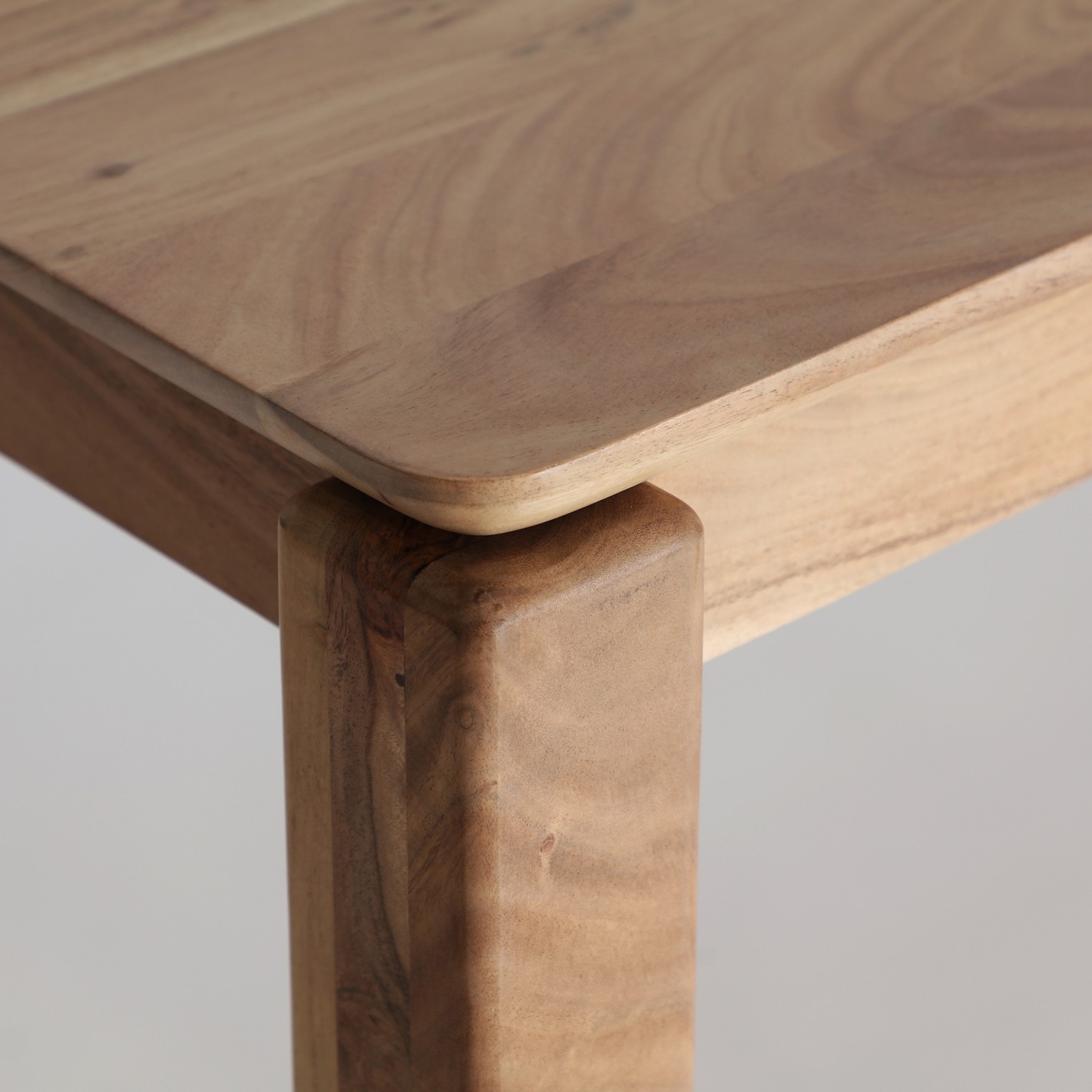 MESA COMEDOR BREIL