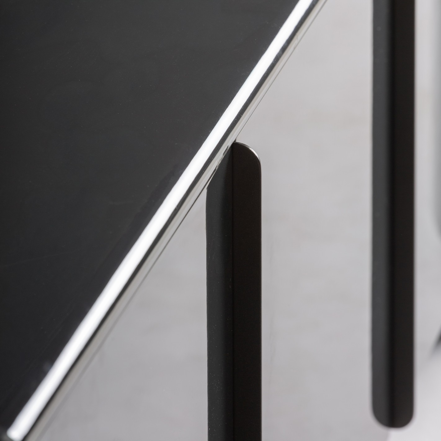 MUEBLE TV CAPITELLO