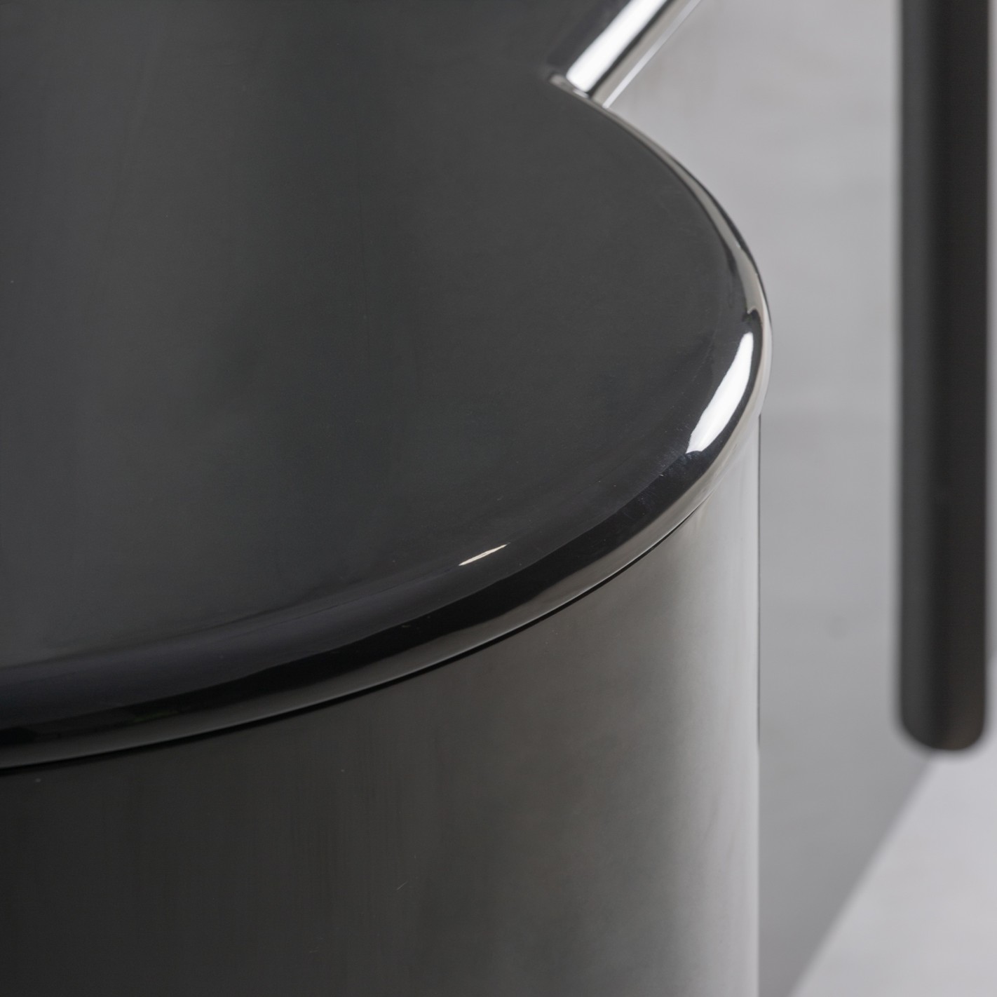 MUEBLE TV CAPITELLO