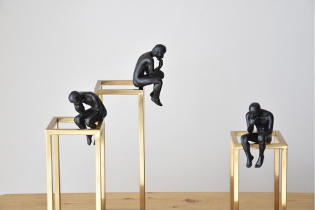 Colección pensadores: escultura sobre base metálica oro.... 2