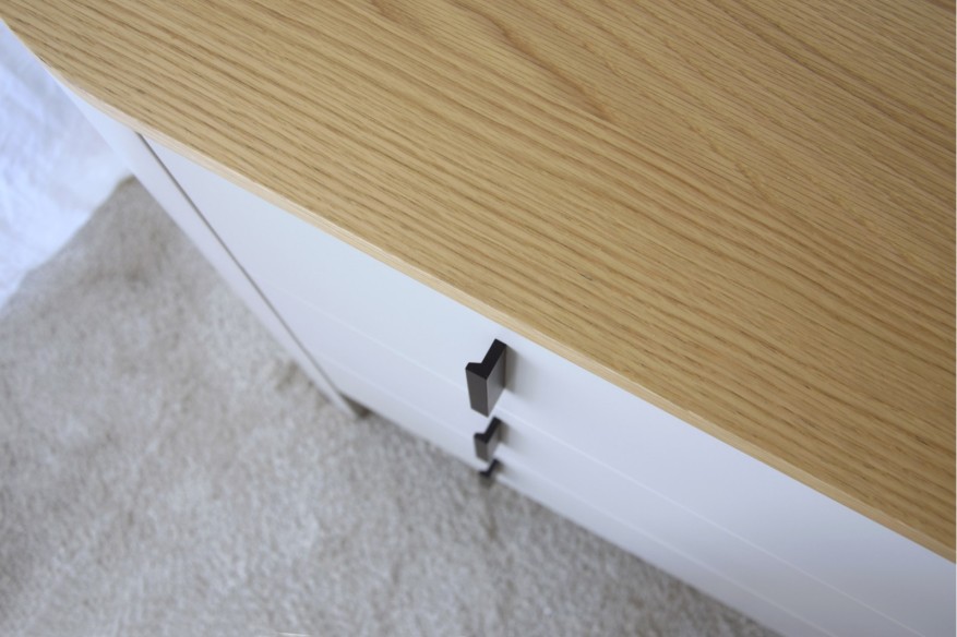 Cómoda col Tea Gris arena y roble