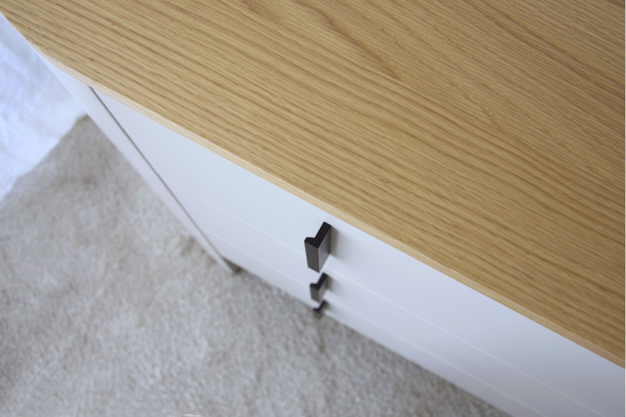 Cómoda col Tea Gris arena y roble