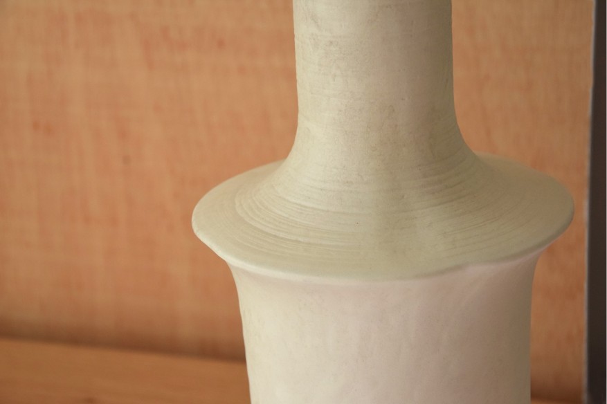 Jarrón blanco roto alto Piedra