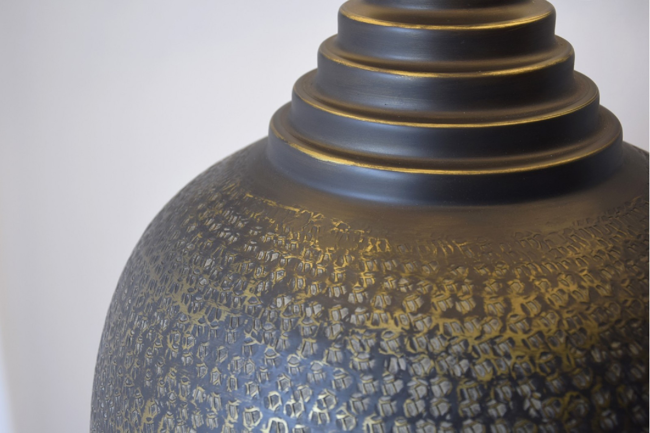 Lámpara de mesa metal negro con pantalla N9