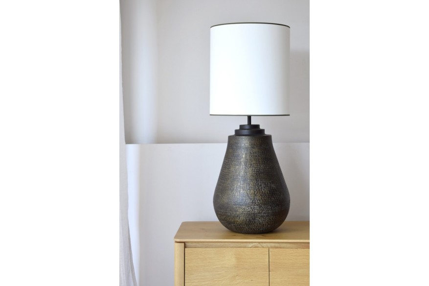 Lámpara de mesa metal negro con pantalla N10