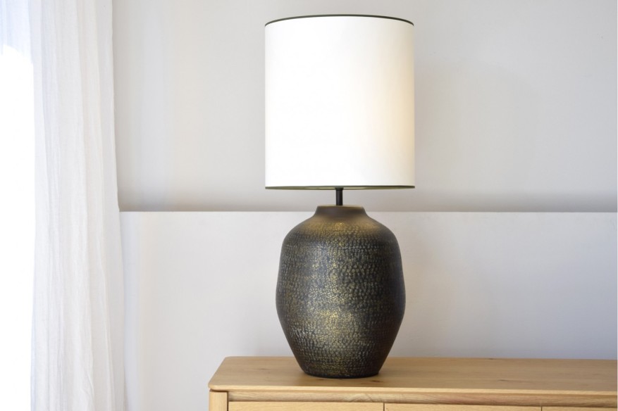 Lámpara mesa metal negro con pantalla N4