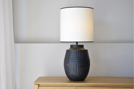 Lámpara mesa metal negro con pantalla N7