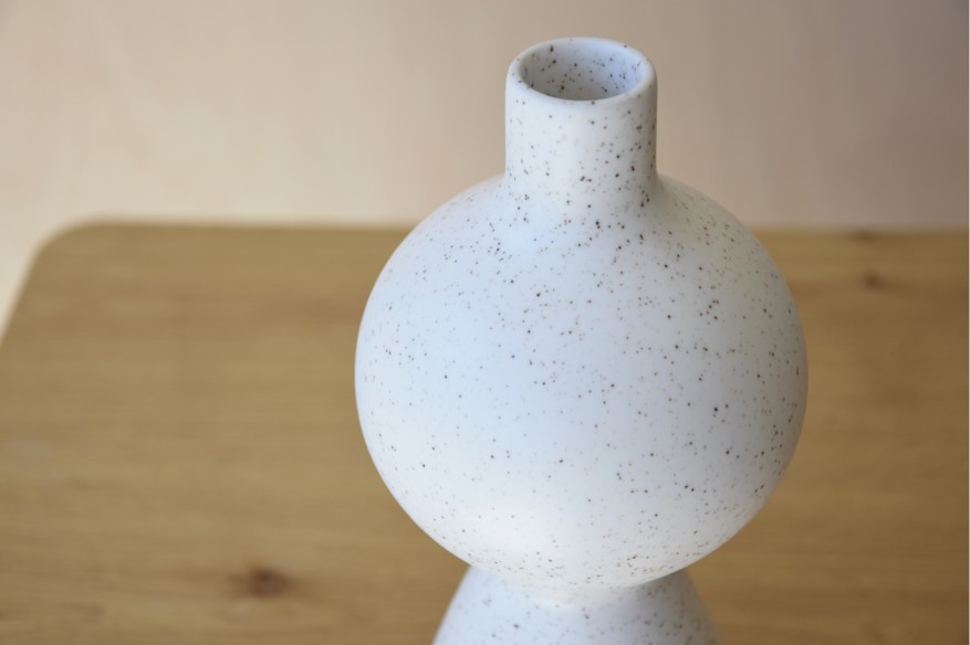 Jarrón pequeño cerámica pintas color tierra