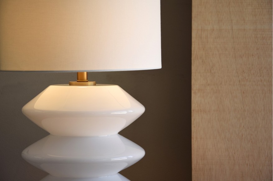 Lámpara de mesa zig zag cristal blanco y oro ITALINA