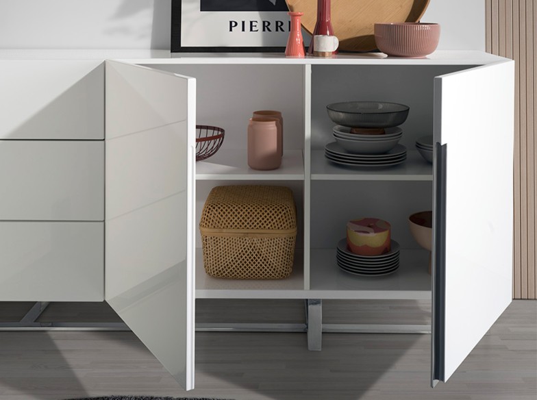 Aparador madera blanco y acero cromado