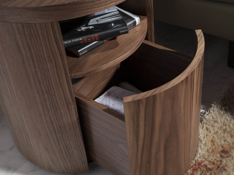 Mesita de noche nogal