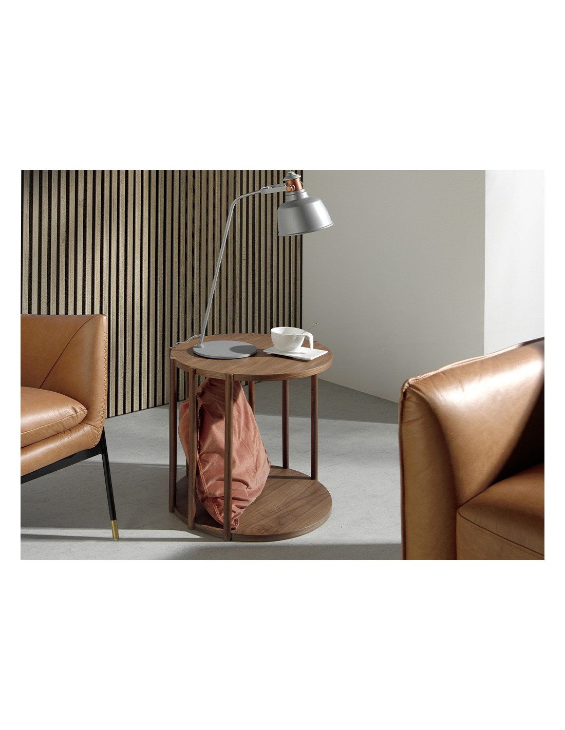 Mesa rincón redonda nogal y nogal