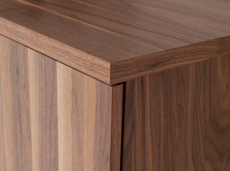 Aparador nogal y acero cromado