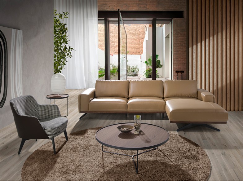 Sillón tela blanco y negro y polipiel marrón chocolate