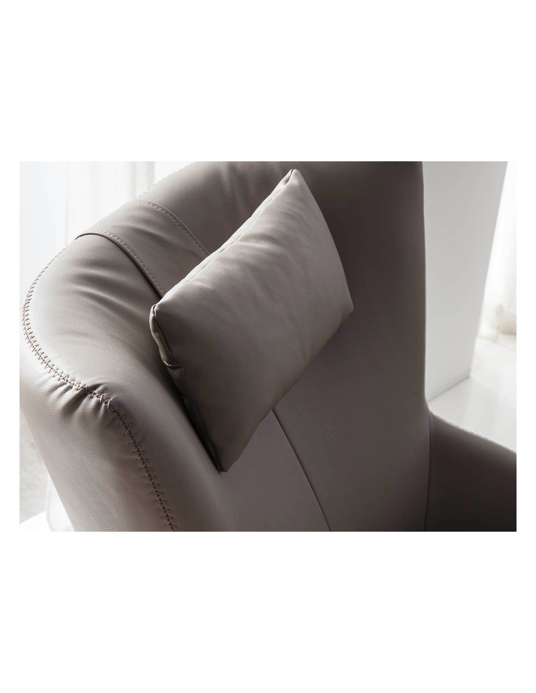 Sillón giratorio polipiel visón