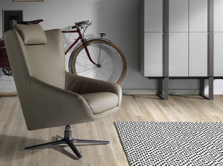 Sillón giratorio polipiel visón