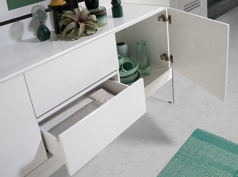 Aparador madera blanco y cristal templado