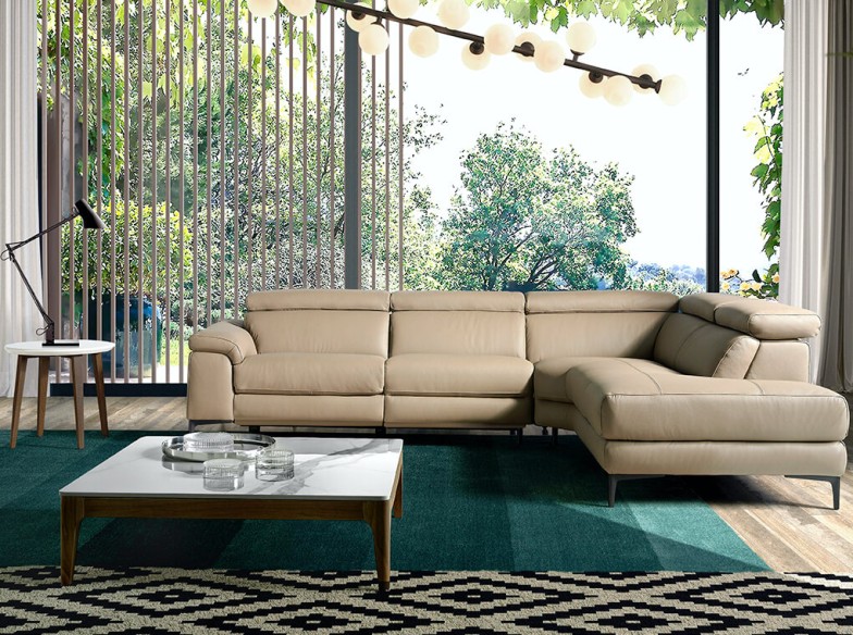 Mesa centro cuadrada mármol porcelánico y nogal