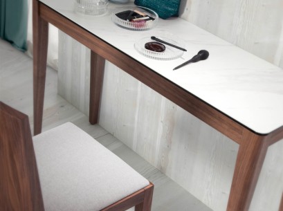 Consola rectangular mármol porcelánico y nogal 2