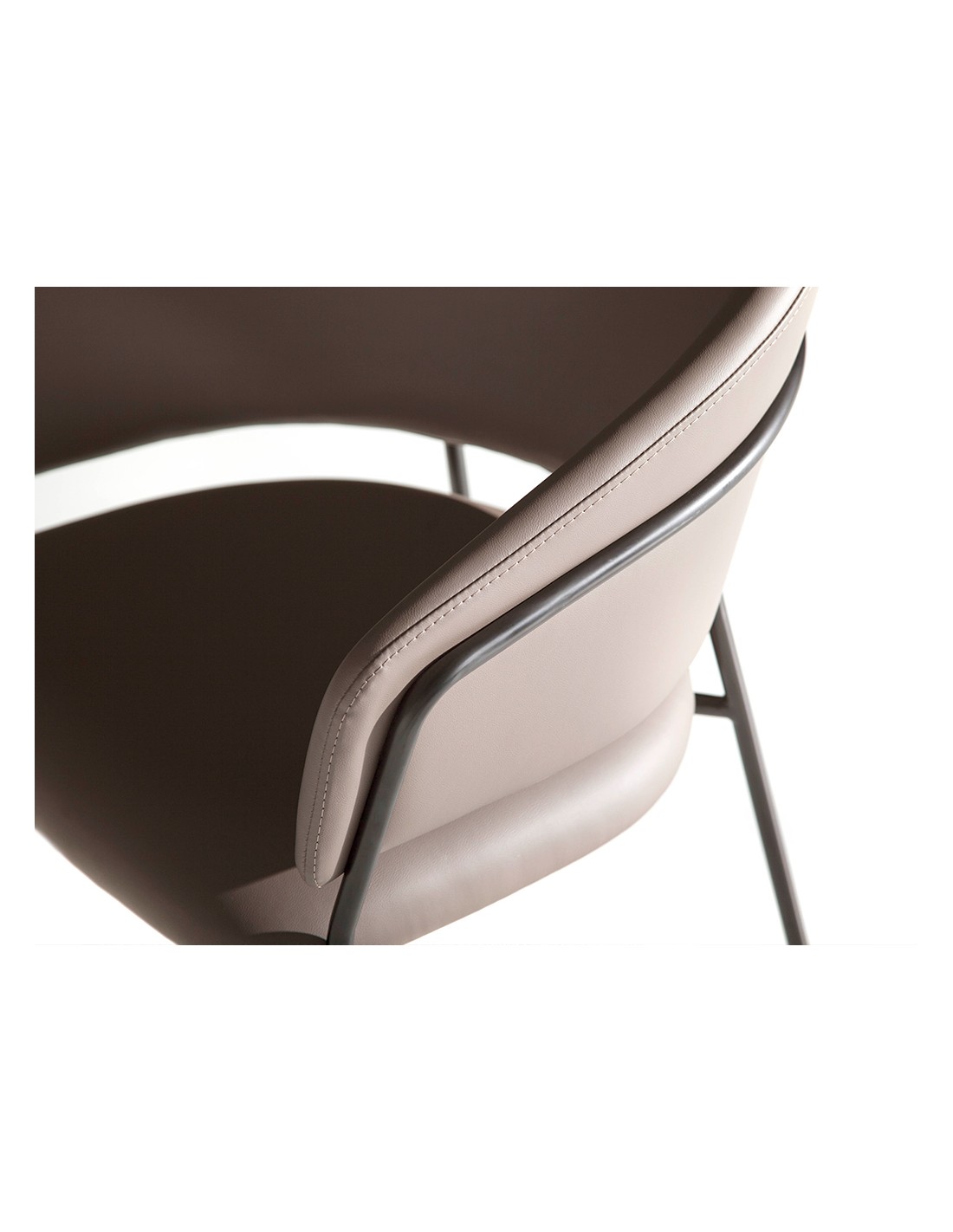 Silla polipiel visón oscuro