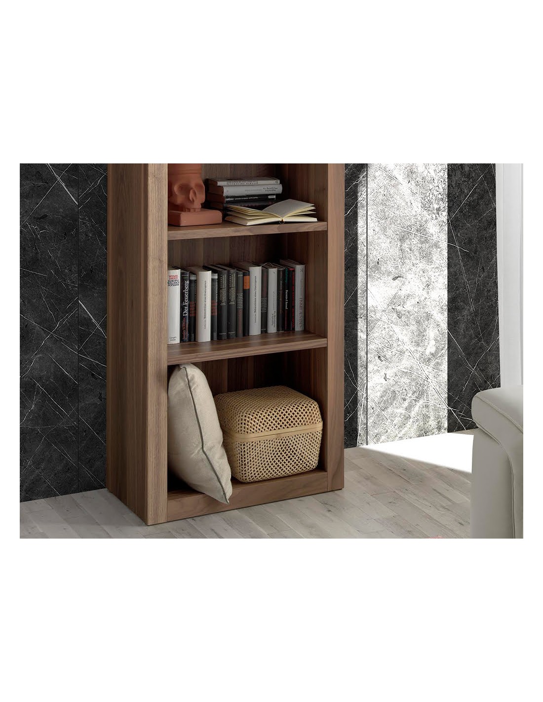 Estantería de madera nogal