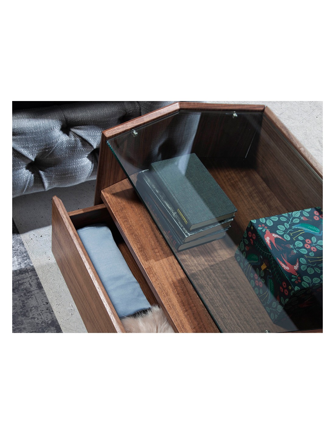 Mesita de noche nogal con tapa de cristal templado