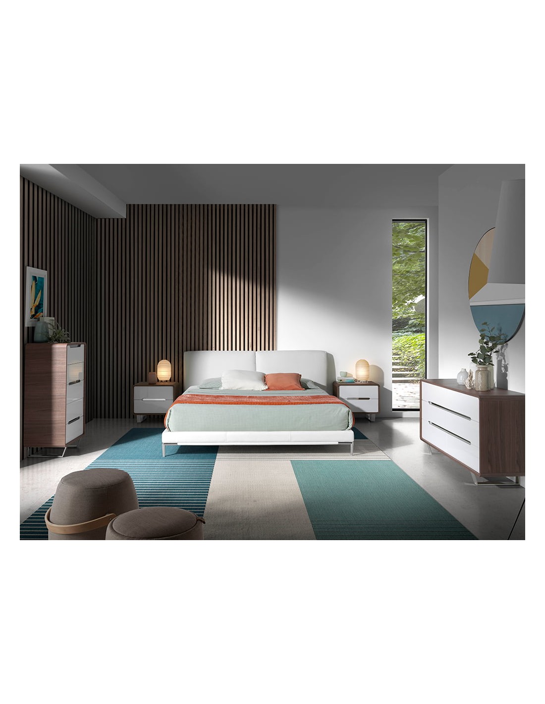 Chifonier madera blanco, nogal y acero cromado