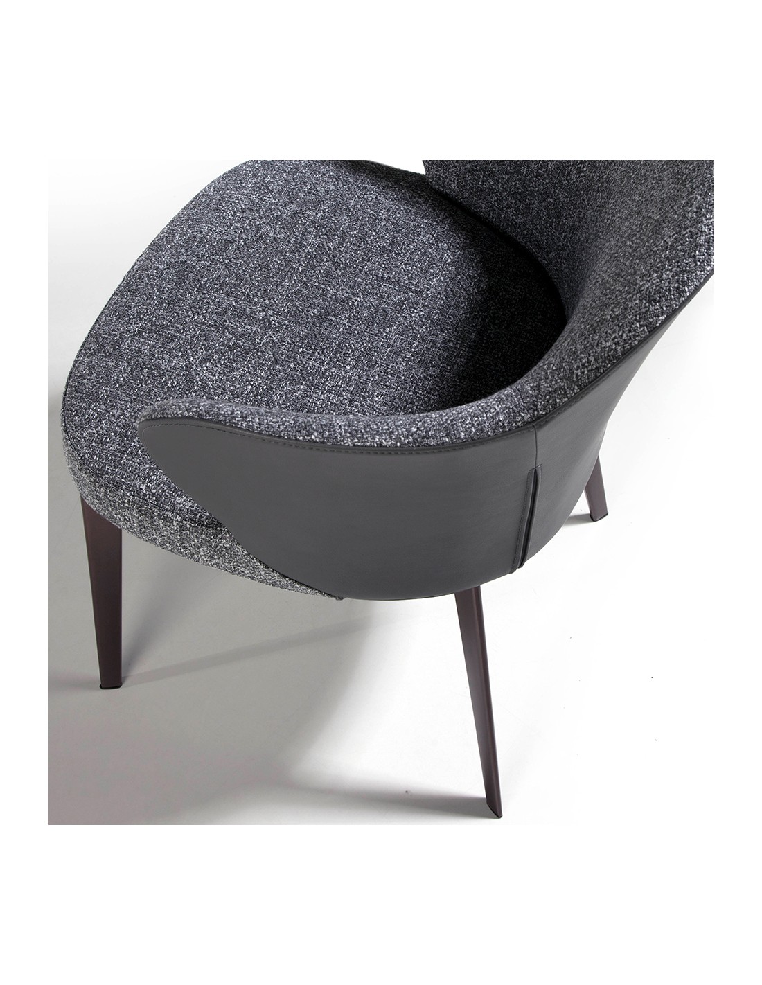 Silla tela y polipiel gris oscuro