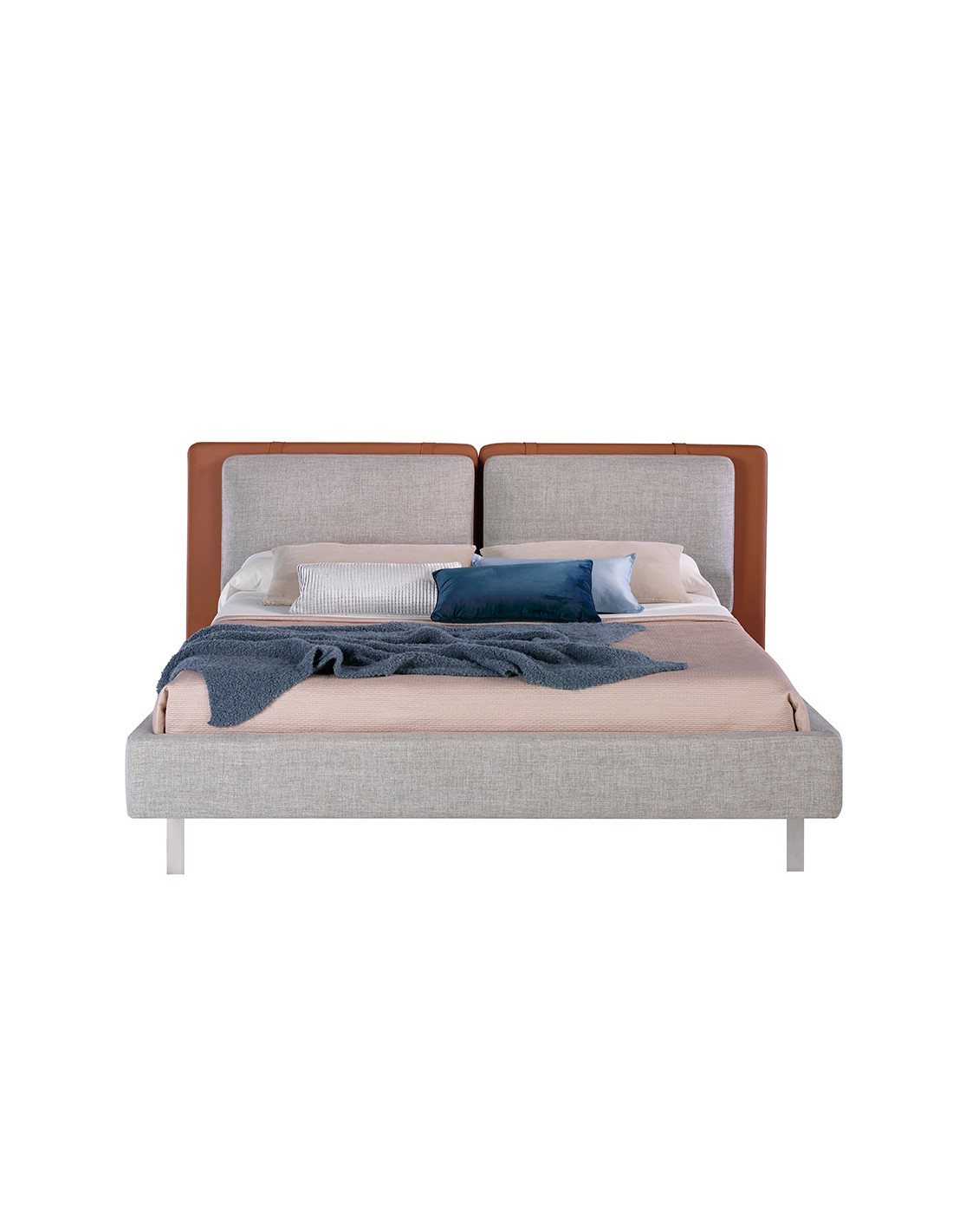 Cama polipiel color marrón y tela color gris